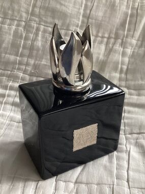 BLACK LACQUERED CERAMIC ‘FEUILLE D’ARGENT’ MODEL LAMPE BERGER CATALYTIC LAMP